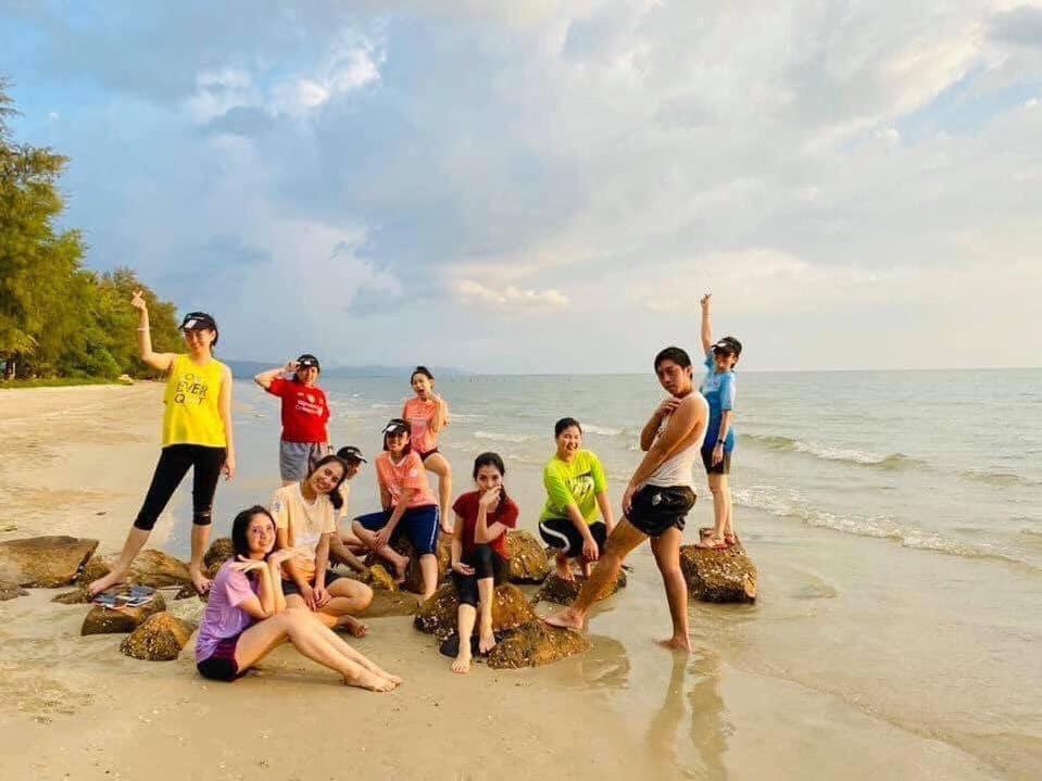 Hotel Meet The Sea Khlong Yai Esterno foto