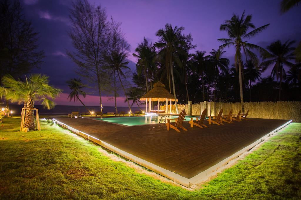 Hotel Meet The Sea Khlong Yai Esterno foto