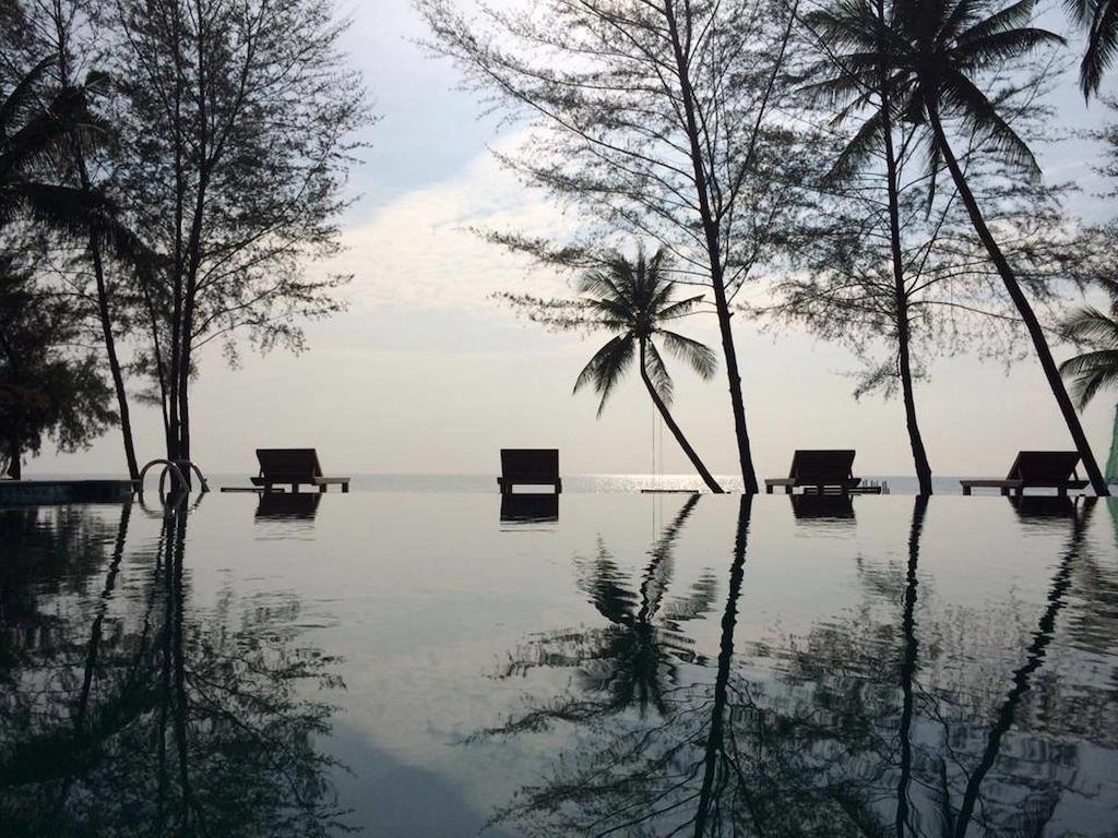 Hotel Meet The Sea Khlong Yai Esterno foto